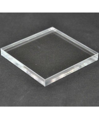 Piastre odontotecnici in plexiglass trasparente basette metacrilato.