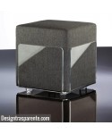 Sgabello in plexiglass trasparente