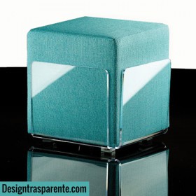 Sgabello in plexiglass trasparente