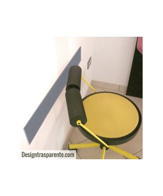 Protector de pared  grisaceo cm 99 de metacrilato.