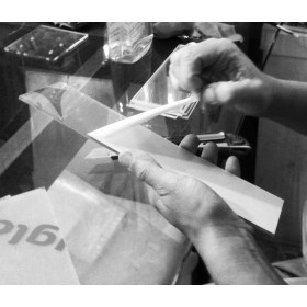 2 teche su misura senza base in plexiglas trasparente.