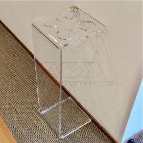 Paragüero de diseño minimal cm 25x25a70 en metacrilato transparente.