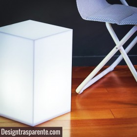 Comodino cubo luminoso cm 30x25h50 in plexiglass bianco diffusore