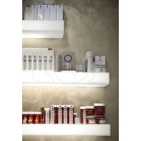 Estante iluminada 40 cm metacrilato blanco luz natural LED.