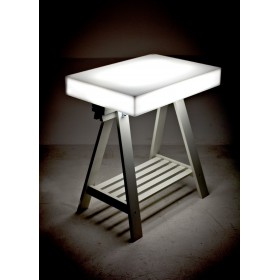 Scrivania luminosa per tatuatori