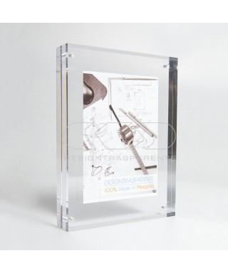 Photo frame table 15 cm Transparent acrylic with magnet.