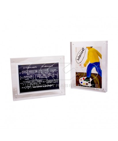 Cornice cm 20 portafoto da tavolo in plexiglass trasparente a magnete.