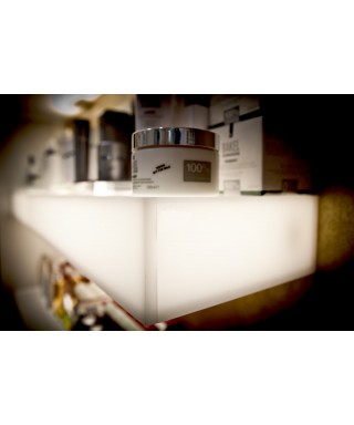 Estante iluminada cm 80 metacrilato blanco luz natural LED.