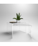 Set tavoli 90x40h40 e 85x40h37 impilabili in plexiglass trasparente.