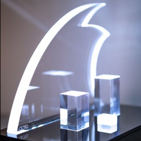Decorazioni di Natale: presepe moderno in plexiglass