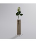 Florero monofloral de metacrilato marrón transparente minimalista.