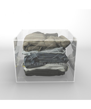 Transparent acrylic container box 80x30 cm in various heights.