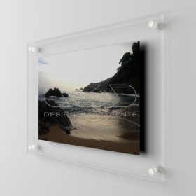 Frame cm 40 with acrylic panels and spacers.