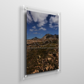 Frame cm 40 with acrylic panels and spacers.