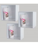 Mensola Cubo cm 20 in plexiglass colorato bianco espositore da parete.