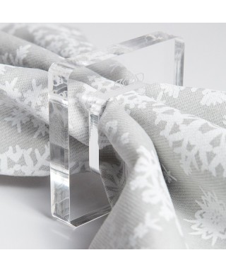 Acrylic napkin rings in transparent lucite
