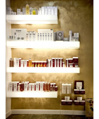 Mensola a led su misura L38P12H7 in plexiglass bianco diffusore.