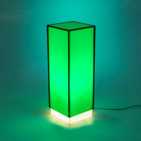 Condom verde lampada da tavolo e comodino in plexiglass colorato