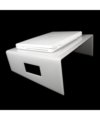 Soporte para Mac y portátil de metacrilato blanco.
